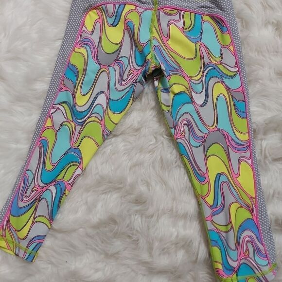 ‎Trina Turk Capri Leggings - Picture 5 of 9